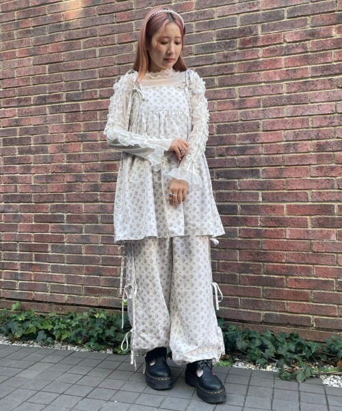 Candy Stripper（キャンディストリッパー）の「TINY ROSE ARMY パンツ（その他パンツ・レディース・ピンク/ブラック/アイボリー・2）」の10枚目の写真