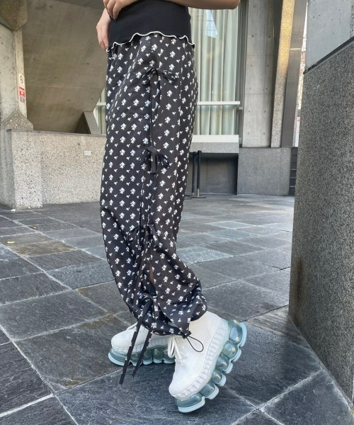 Candy Stripper（キャンディストリッパー）の「TINY ROSE ARMY パンツ（その他パンツ・レディース・ピンク/ブラック/アイボリー・2）」の9枚目の写真