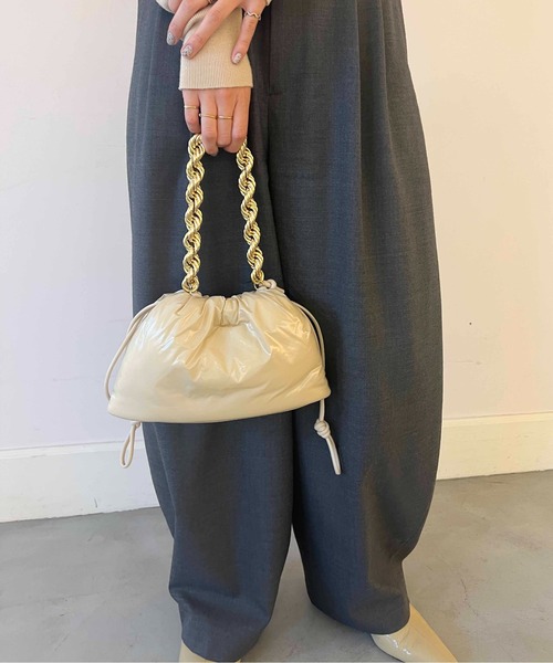 LE VERNIS（ル・ベルニ）の「LE VERNIS(ル・ベルニ)PUFFER MINI BAG（ショルダーバッグ・レディース・イエロー/パープル/クリーム・FREE）」の7枚目の写真