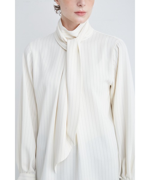 MIESROHE（ミースロエ）の「sustainableシルキーボウタイブラウス【入学式・卒業式・フォーマル】（シャツ/ブラウス・レディース・ライトベージュ/ホワイト/ストライプ/ネイビー・FREE）」の17枚目の写真