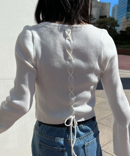 mebole(メボレ)の「バックリボンベルスリーブニット(Tシャツ/カットソー・レディース・ブラック/ホワイト・FREE)」の1枚目の写真