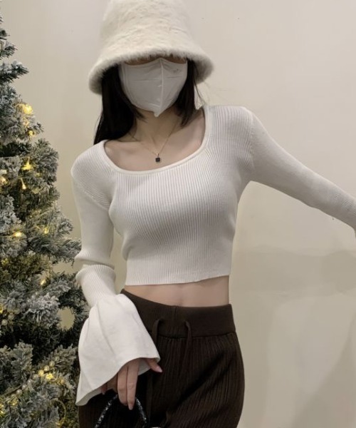 mebole(メボレ)の「バックリボンベルスリーブニット(Tシャツ/カットソー・レディース・ブラック/ホワイト・FREE)」の6枚目の写真