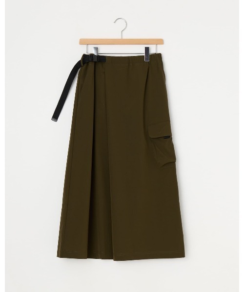 THOUSAND MILE(サウザンドマイル)の「【THOUSAND MILE】WAVE ADJUST SKIRT/ウェーブアジャストスカート ナイロンポリウレタン/撥水・UV(スカート・レディース・グレイッシュブルー/チャコールグレー/オレンジ/ベージュ/オリーブ/ブラック・F)」の5枚目の写真