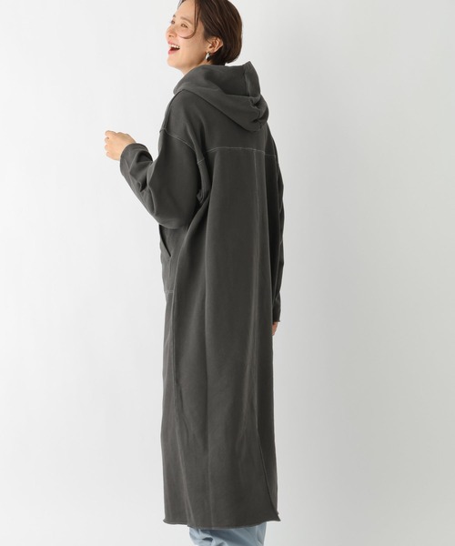 LEPSIM(レプシィム)の「ピグメントフードワンピース 987259(ワンピース・レディース・チャコールグレー/ブルー・FREE)」の9枚目の写真