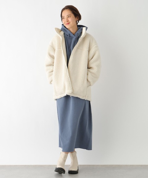 LEPSIM(レプシィム)の「ピグメントフードワンピース 987259(ワンピース・レディース・チャコールグレー/ブルー・FREE)」の10枚目の写真