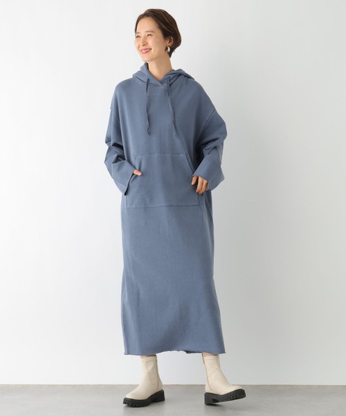 LEPSIM(レプシィム)の「ピグメントフードワンピース 987259(ワンピース・レディース・チャコールグレー/ブルー・FREE)」の13枚目の写真