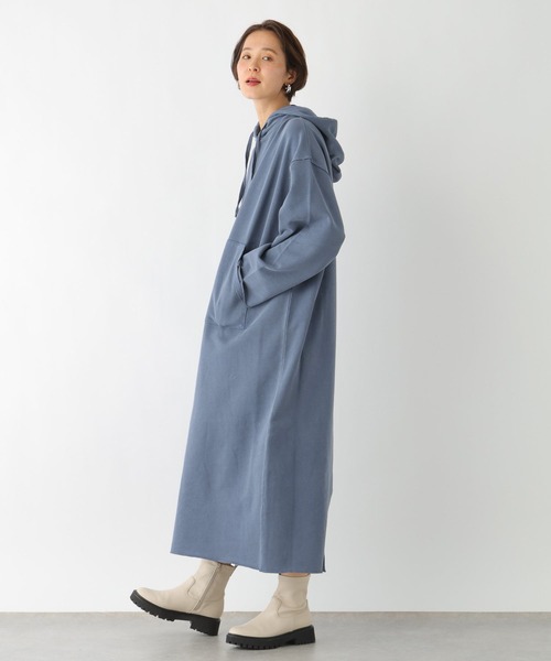 LEPSIM(レプシィム)の「ピグメントフードワンピース 987259(ワンピース・レディース・チャコールグレー/ブルー・FREE)」の14枚目の写真