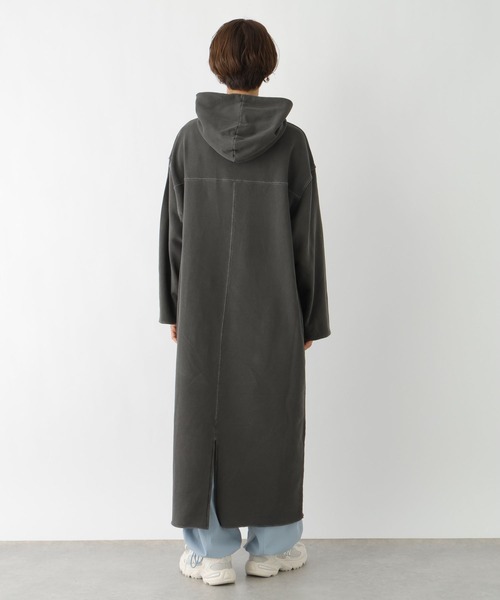 LEPSIM(レプシィム)の「ピグメントフードワンピース 987259(ワンピース・レディース・チャコールグレー/ブルー・FREE)」の19枚目の写真