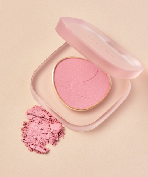 to/one（トーン）の「【販売終了】to/one /【to/one×KEITA MARUYAMA】ペタル フロート ブラッシュ＜全5色＞SAKURA Collection（チーク・レディース・02 Pure Coral/EX01 Once in a Life/01 Peach Beige/03 Cheery Face/EX02 SAKURA Sorbet・FREE）」の3枚目の写真