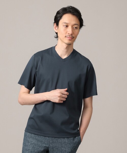 TAKEO KIKUCHI（タケオキクチ）の「【抗菌防臭】ジャケットインナー 半袖 Vカットソー（Tシャツ/カットソー・メンズ・ブラック/ホワイト/ブルー系その他/ダークブラウン・01/02/03/04/05）」の4枚目の写真