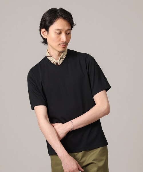 TAKEO KIKUCHI（タケオキクチ）の「【抗菌防臭】ジャケットインナー 半袖 Vカットソー（Tシャツ/カットソー・メンズ・ブラック/ホワイト/ブルー系その他/ダークブラウン・01/02/03/04/05）」の3枚目の写真