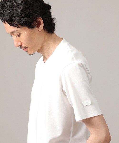 TAKEO KIKUCHI（タケオキクチ）の「【抗菌防臭】ジャケットインナー 半袖 Vカットソー（Tシャツ/カットソー・メンズ・ブラック/ホワイト/ブルー系その他/ダークブラウン・01/02/03/04/05）」の6枚目の写真