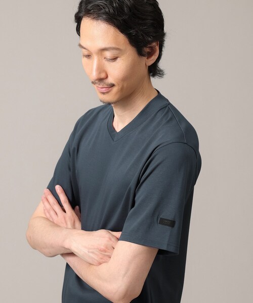 TAKEO KIKUCHI（タケオキクチ）の「【抗菌防臭】ジャケットインナー 半袖 Vカットソー（Tシャツ/カットソー・メンズ・ブラック/ホワイト/ブルー系その他/ダークブラウン・01/02/03/04/05）」の14枚目の写真