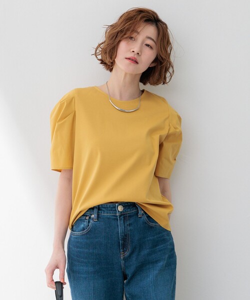 23区(ニジュウサンク)の「【洗える】スムースデザイン タックディテール カットソー(Tシャツ/カットソー・レディース・ホワイト系/ブラック系/カーキ系/イエロー系/ベージュ系・40/38)」の5枚目の写真