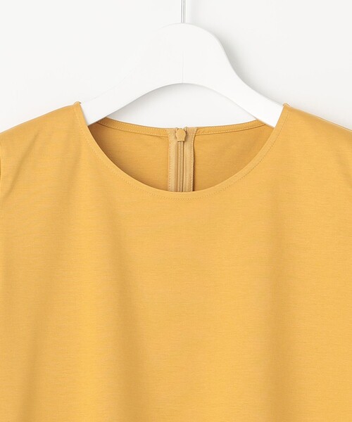 23区(ニジュウサンク)の「【洗える】スムースデザイン タックディテール カットソー(Tシャツ/カットソー・レディース・ホワイト系/ブラック系/カーキ系/イエロー系/ベージュ系・40/38)」の6枚目の写真