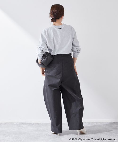 plage(プラージュ)の「NYC logo ロングTシャツ(Tシャツ/カットソー・レディース・チャコールグレー・FREE)」の21枚目の写真
