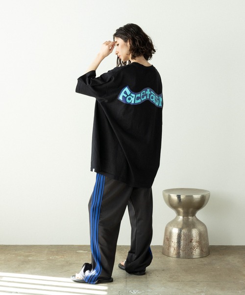 FACETASM（ファセッタズム）の「FACETASM/ファセッタズム 90s GRAPHIC BIG TEE Tシャツ（Tシャツ/カットソー・メンズ・ブルー/ブラック/ホワイト・5）」の15枚目の写真
