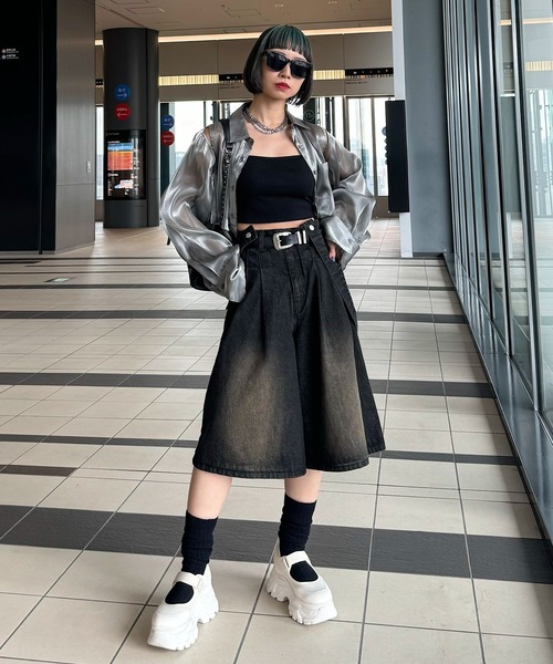 PAGEBOY（ページボーイ）の「サスツキデニムハーフパンツ（デニムパンツ・レディース・ブルー/ブラック・MEDIUM/SMALL）」の10枚目の写真