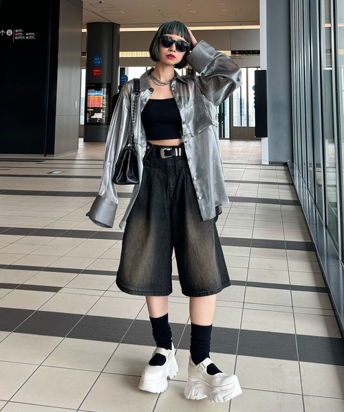 PAGEBOY（ページボーイ）の「サスツキデニムハーフパンツ（デニムパンツ・レディース・ブルー/ブラック・MEDIUM/SMALL）」の11枚目の写真