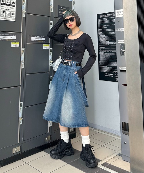 PAGEBOY（ページボーイ）の「サスツキデニムハーフパンツ（デニムパンツ・レディース・ブルー/ブラック・MEDIUM/SMALL）」の20枚目の写真