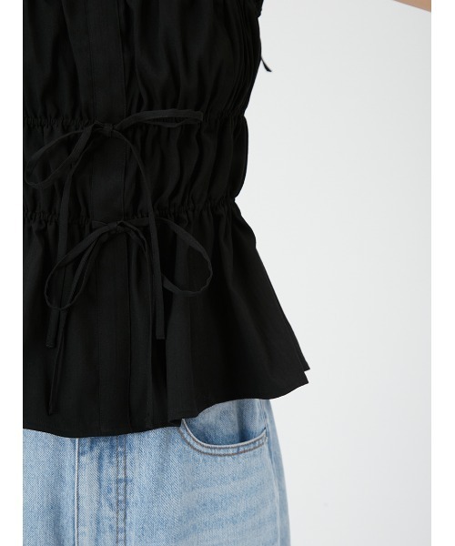 FRAY I.D(フレイアイディー)の「シャーリングフリルペプラムブラウス(シャツ/ブラウス・レディース・ブラック/オフホワイト/インディゴブルー・FREE)」の15枚目の写真