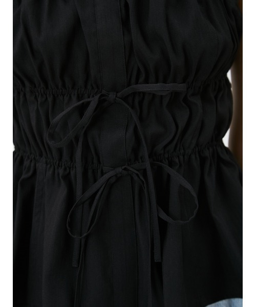 FRAY I.D(フレイアイディー)の「シャーリングフリルペプラムブラウス(シャツ/ブラウス・レディース・ブラック/オフホワイト/インディゴブルー・FREE)」の16枚目の写真