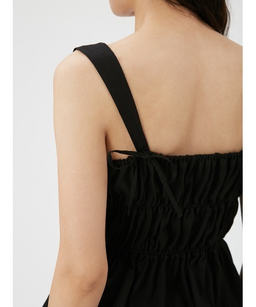 FRAY I.D(フレイアイディー)の「シャーリングフリルペプラムブラウス(シャツ/ブラウス・レディース・ブラック/オフホワイト/インディゴブルー・FREE)」の17枚目の写真