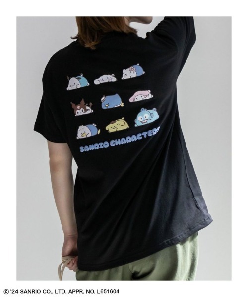 sanrio（サンリオ）の「Sanrio characters バックプリントＴシャツ（Tシャツ/カットソー・レディース・ブラック系その他/ブラック/オートミール/ベージュ・フリー）」の15枚目の写真