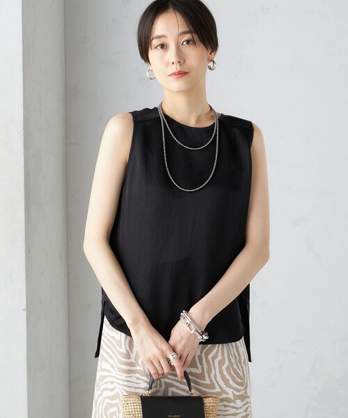 SHIPS（シップス）の「〈手洗い可能〉サテン ノースリーブ ブラウス ◇（シャツ/ブラウス・レディース・ブラック/ベージュ/オフホワイト・ONE SIZE）」の8枚目の写真