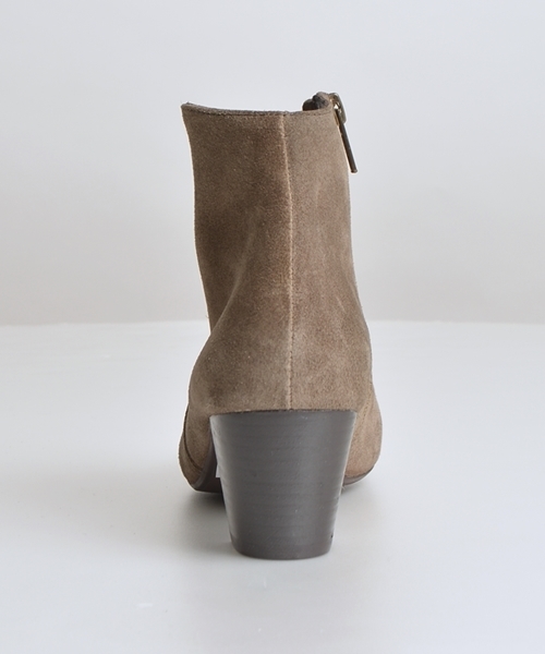 SHIPS for women(シップスフォーウィメン)の「nacer de pie:スエードヒールブーツ◇(ブーツ・レディース・ブラック/グレイッシュベージュ/キャメル・36/37/38/35)」の8枚目の写真