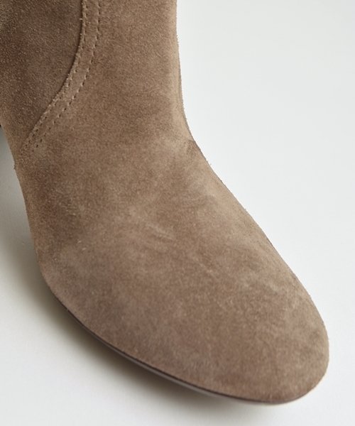 SHIPS for women(シップスフォーウィメン)の「nacer de pie:スエードヒールブーツ◇(ブーツ・レディース・ブラック/グレイッシュベージュ/キャメル・36/37/38/35)」の9枚目の写真