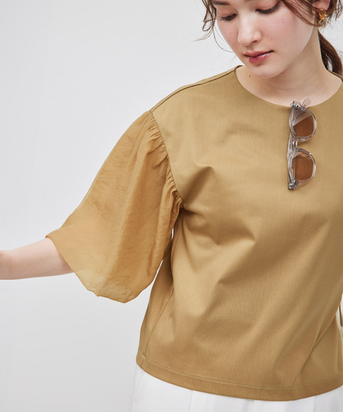 ROPE'(ロペ)の「オーガンジー袖カットソー(Tシャツ/カットソー・レディース・ベージュ/ブラック/ホワイト・FREE)」の3枚目の写真
