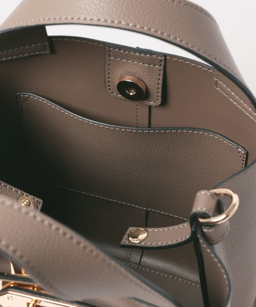 Andemiu（アンデミュウ）の「フロントカナグ2WAYBAG124556（ハンドバッグ・レディース・グレイッシュベージュ/アイボリー/ブラック/ベージュ・FREE）」の15枚目の写真