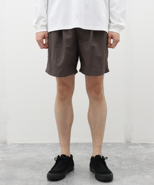 JOURNAL STANDARD(ジャーナルスタンダード)の「迷迭香 / マンネンロウ NYLON HARVEST SHORTS MPT-3(その他パンツ・メンズ・グリーン/サックスブルー/チャコールグレー・3/2)」の3枚目の写真