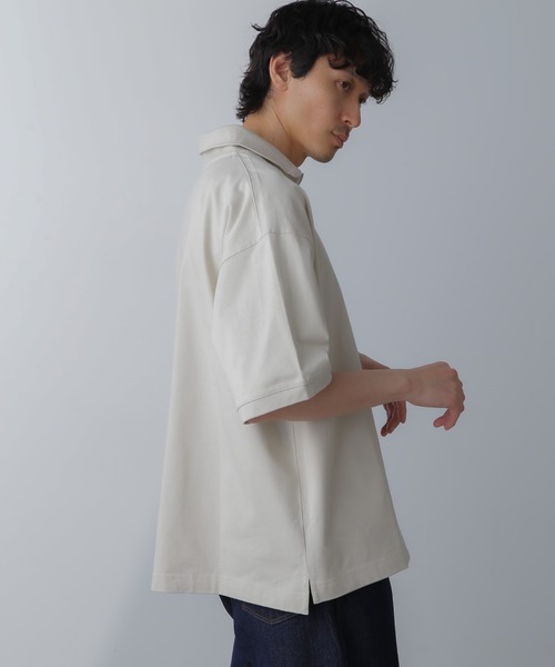 NANO universe(ナノユニバース)の「HALF ZIP ワイドシルエット Tシャツ 半袖(Tシャツ/カットソー・メンズ・ブラック/ベージュ系その他/チャコール・L/M)」の4枚目の写真