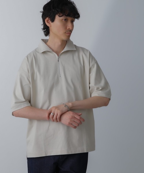 NANO universe(ナノユニバース)の「HALF ZIP ワイドシルエット Tシャツ 半袖(Tシャツ/カットソー・メンズ・ブラック/ベージュ系その他/チャコール・L/M)」の6枚目の写真
