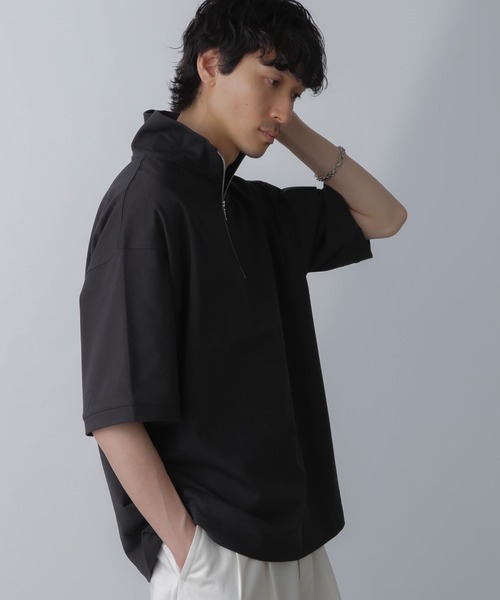NANO universe(ナノユニバース)の「HALF ZIP ワイドシルエット Tシャツ 半袖(Tシャツ/カットソー・メンズ・ブラック/ベージュ系その他/チャコール・L/M)」の12枚目の写真