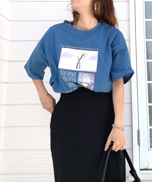 Q（キュー）の「ドライタッチコットンフォトT（Tシャツ/カットソー・レディース・ブルー/チャコールグレー・MEDIUM）」の8枚目の写真