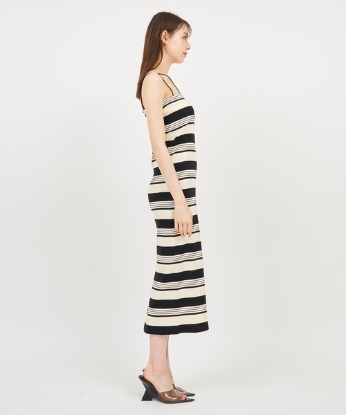 ROYAL PARTY（ロイヤルパーティー）の「【ZOZO限定】パット付ダブルストラップキャミワンピース（ワンピース・レディース・レッド/ブラック/マルチ/グレー・FREE）」の15枚目の写真