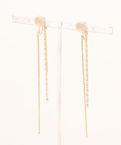 TIMELESS&THREE（タイムレスアンドスリー）の「スリーラインコイルクリップイヤリング（イヤリング・レディース・ゴールド/シルバー・FREE）」の3枚目の写真