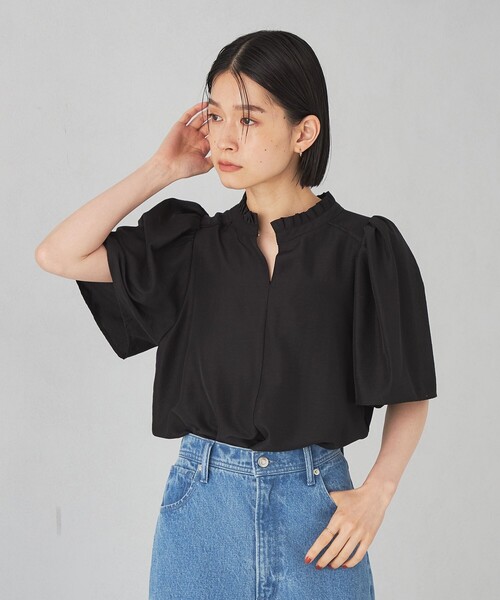 EMMEL REFINES（エメルリファインズ）の「＜EMMEL REFINES＞EM プリーツエリ ショートスリーブ ブラウス（シャツ/ブラウス・レディース・ダークブラウン/オフホワイト/ブラック・FREE）」の16枚目の写真