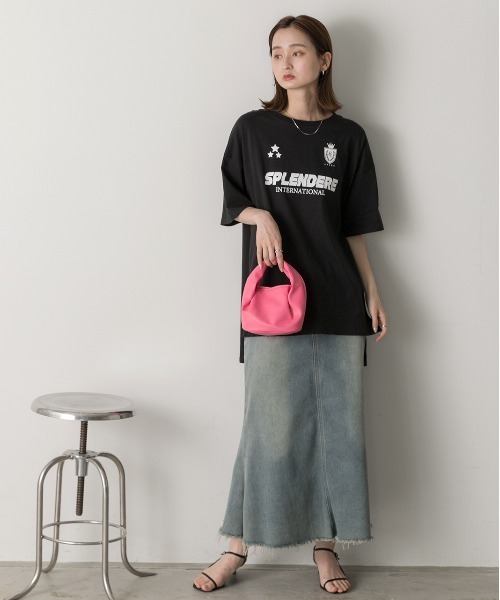 ad thie(アドティエ)の「ゲームデザイン オーバーサイズTシャツ(Tシャツ/カットソー・レディース・オフホワイト/ブラック/ブルーグレー・FREE)」の12枚目の写真