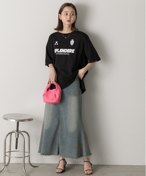 ad thie(アドティエ)の「ゲームデザイン オーバーサイズTシャツ(Tシャツ/カットソー・レディース・オフホワイト/ブラック/ブルーグレー・FREE)」の13枚目の写真
