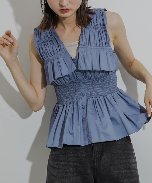 HEYUMM（ヘユム）の「フリルシャーリングペプラムトップ（シャツ/ブラウス・レディース・ブラック/ブルー/ブラウン・ONE）」の3枚目の写真