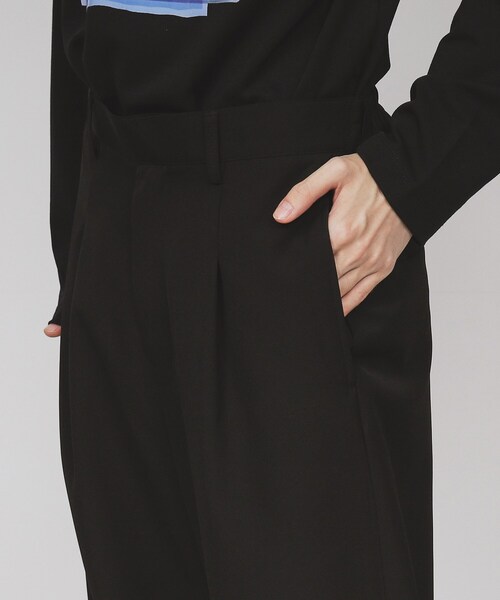 tk.TAKEO KIKUCHI(ティーケータケオキクチ)の「◆ダブルクロスルーズテーパードパンツ(セットアップ対応)(スラックス・メンズ・ブラック/ブラウン系/ダークグレー・03/02/01)」の7枚目の写真