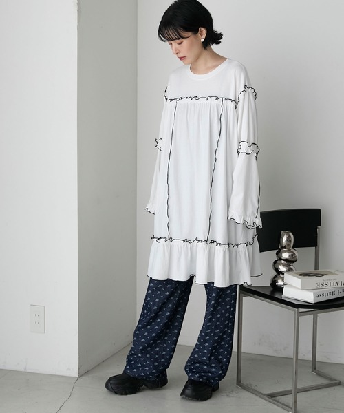 forksy.（フォルクシー）の「【forksy.】フレアスリーブフリルメローオーバーサイズロングTシャツ（ワンピース・レディース・オフホワイト/杢グレー/ブラック/ネイビー・FREE）」の16枚目の写真