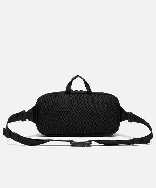 AIGLE（エーグル）の「撥水 アーバン バムバッグ ショルダーバッグ ウエストバッグ /W28×H14×D10cm（ボディバッグ/ウエストポーチ・レディース・ブラック/ダークグリーン・FREE）」の7枚目の写真