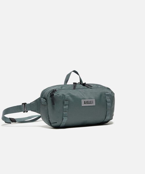 AIGLE（エーグル）の「撥水 アーバン バムバッグ ショルダーバッグ ウエストバッグ /W28×H14×D10cm（ボディバッグ/ウエストポーチ・レディース・ブラック/ダークグリーン・FREE）」の14枚目の写真