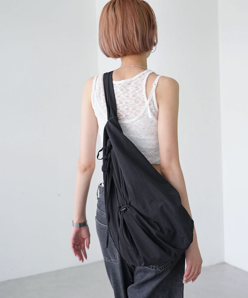 SLOBE citron.（スローブシトロン）の「《WEB限定/追加3》SLOBE citron. Nylon shoulder BAG（ショルダーバッグ・レディース・ブラック・FREE）」の11枚目の写真