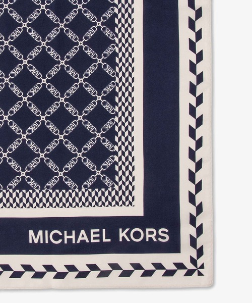 MICHAEL KORS(マイケルコース)の「エンパイア プリント スカーフ(バンダナ/スカーフ・レディース・ネイビー・O/S)」の2枚目の写真